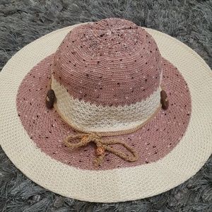 Pink and beige sun hat